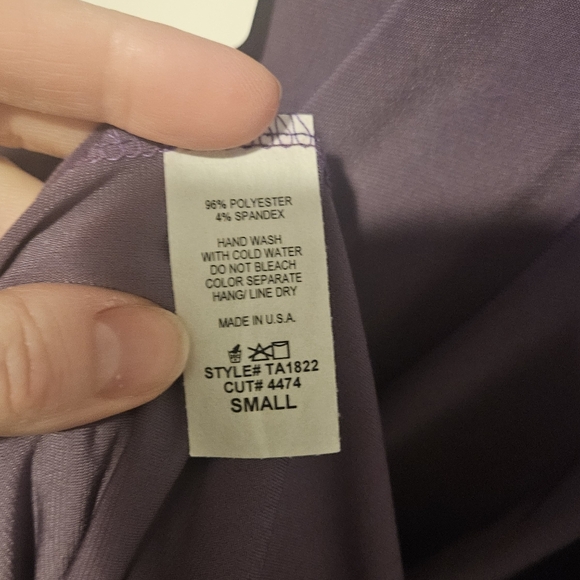 Front Wrap Ruched Top - Picture 4 of 7